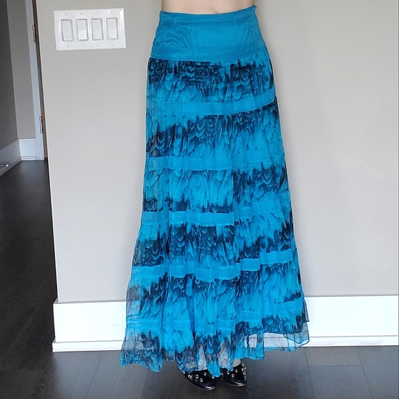 ๐ 2X HOST PICK ๐ Laundry by Shelli Segal Silk Full Boho Skirt - Picture 10 of 15